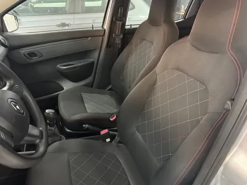Renault KWID Zen 1.0 Flex 12V 5p Mec. Flex — foto 8 de 9