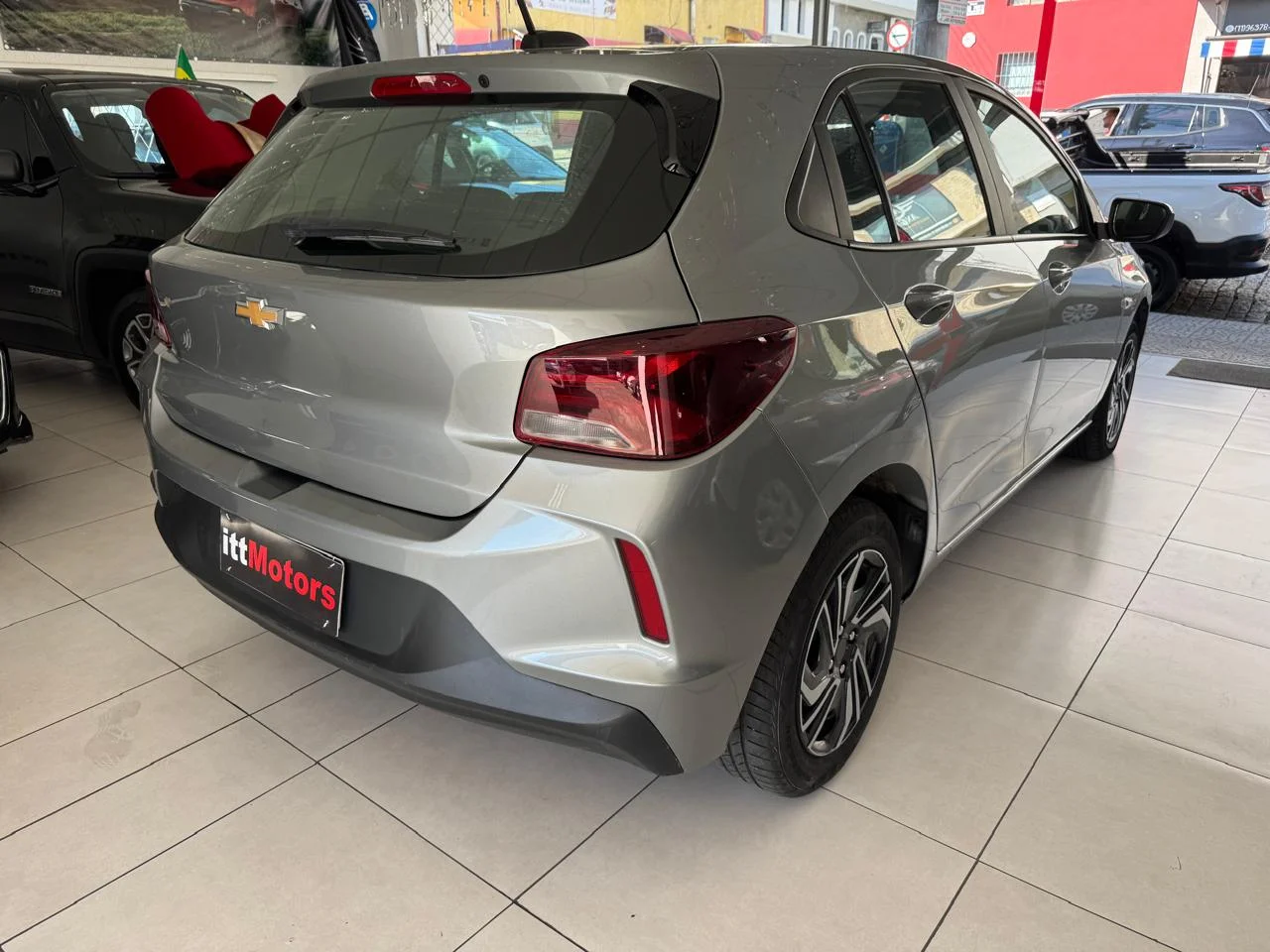 GM - Chevrolet ONIX HATCH LT 1.0 12V Flex 5p Mec. Flex — foto 7 de 9