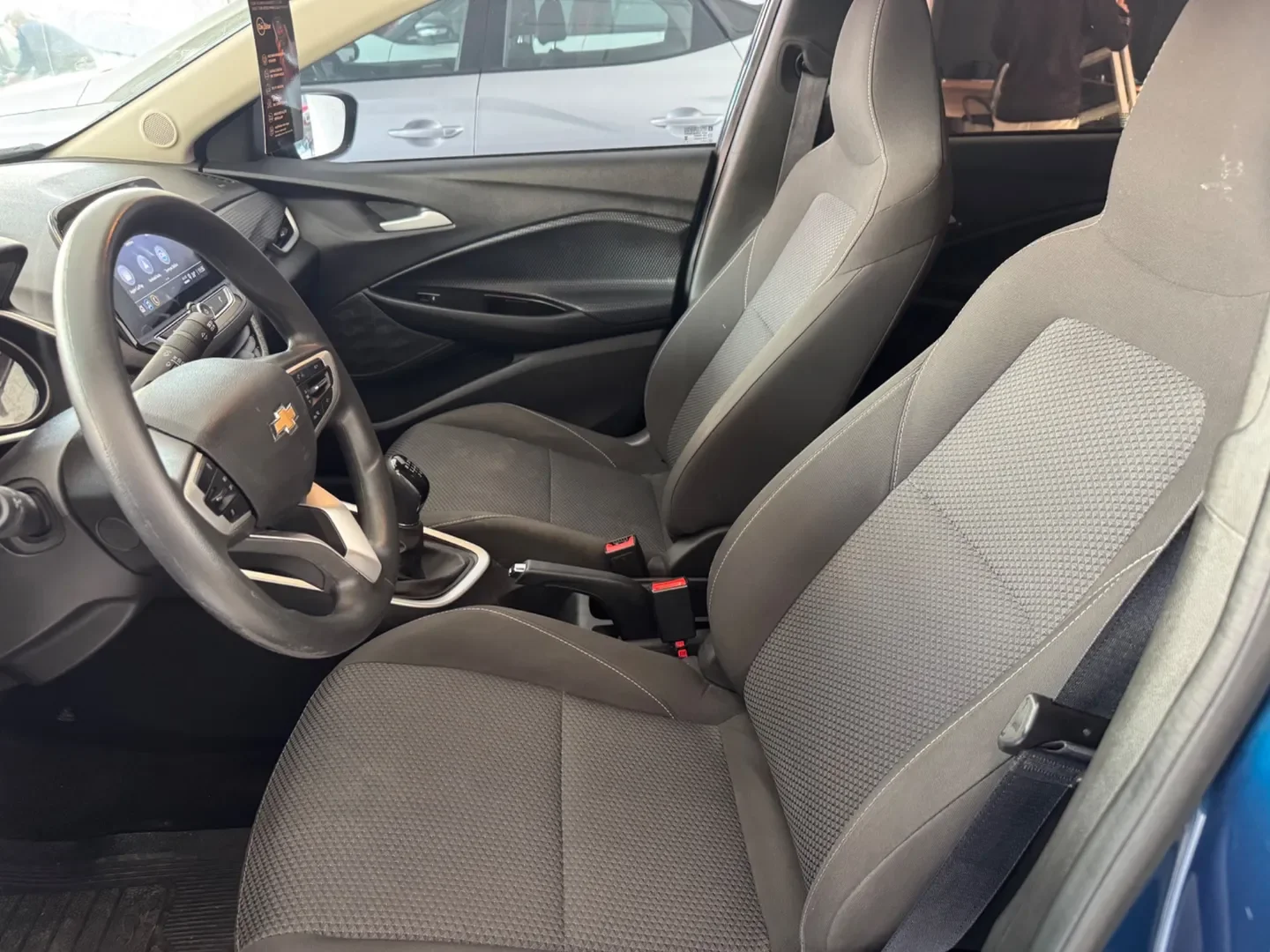 GM - Chevrolet ONIX SEDAN Plus LT 1.0 12V Flex 4p Mec. Flex — foto 8 de 9