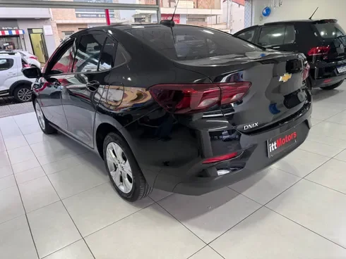 GM - Chevrolet ONIX SEDAN Plus LTZ 1.0 12V TB Flex Aut. Flex — foto 5 de 10
