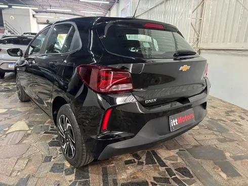 GM - Chevrolet ONIX HATCH LT 1.0 12V Flex 5p Mec. Flex — foto 8 de 10