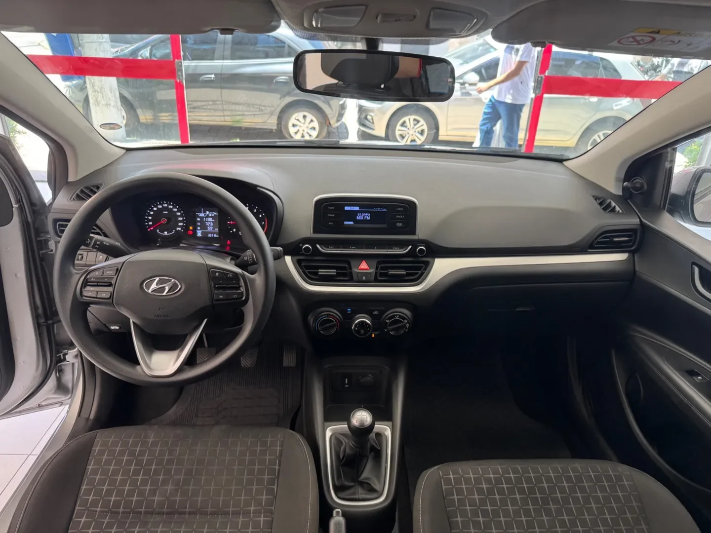 Hyundai HB20 Sense Plus 1.0 Flex 12V Mec. Flex — foto 8 de 9