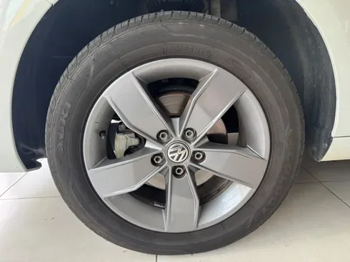 VW - VolksWagen Fox Connect 1.6 Flex 8V 5p Flex — foto 10 de 10