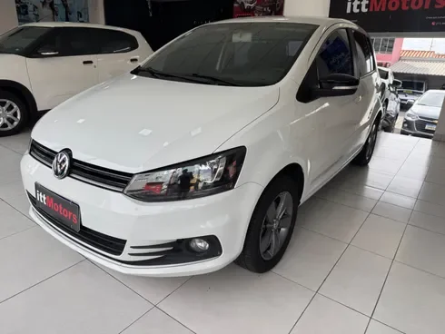 VW - VolksWagen Fox Connect 1.6 Flex 8V 5p Flex — foto 5 de 10