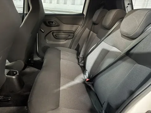 Citroën C3 Live Pack 1.0 Flex 6V 5p Mec. Flex — foto 10 de 10