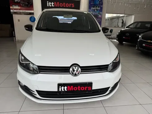 VW - VolksWagen Fox Connect 1.6 Flex 8V 5p Flex — foto 3 de 10