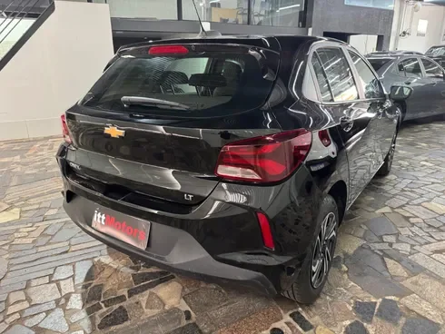 GM - Chevrolet ONIX HATCH LT 1.0 12V Flex 5p Mec. Flex — foto 10 de 10