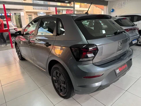 VW - VolksWagen Polo Track 1.0 Flex 12V 5p Flex — foto 5 de 10